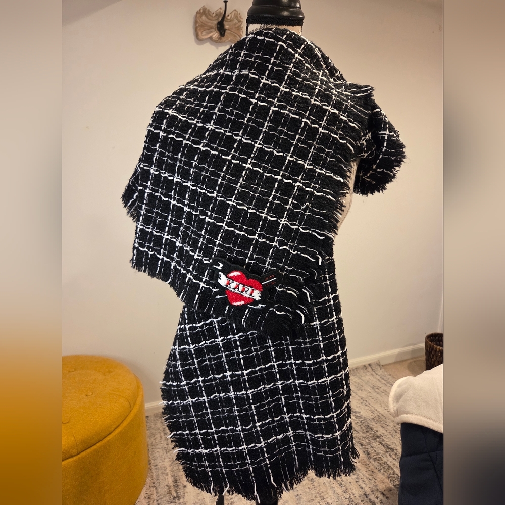 NWT Karl Lagerfeld Tweed Women's Scarf